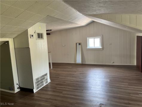 2196 Atkins Avenue Lakewood OH 44107