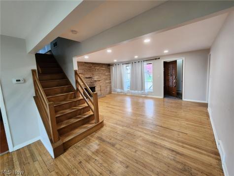 2536 Claver Road University Heights OH 44118