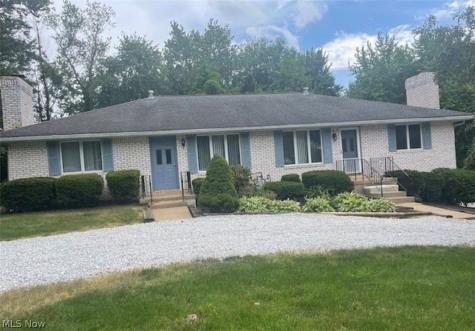 6218 Island Drive NW Canton OH 44718