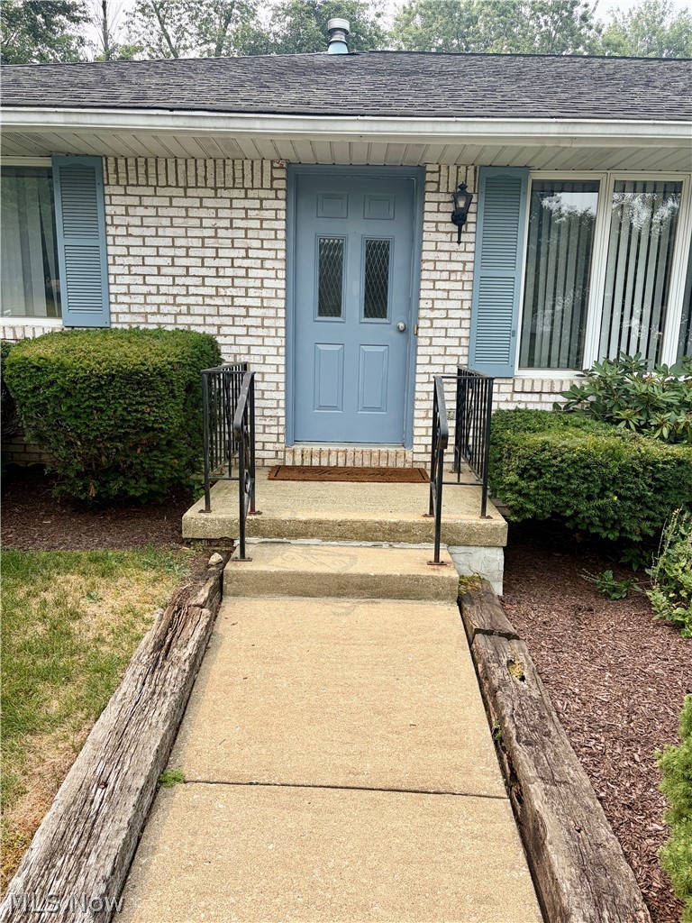 6218 Island Drive NW Canton OH 44718