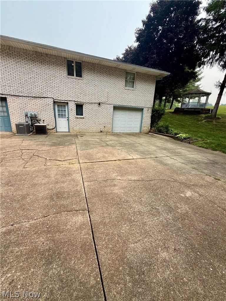 6218 Island Drive NW Canton OH 44718