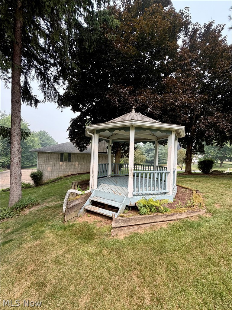 6218 Island Drive NW Canton OH 44718