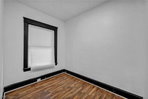 12001 Oakview Avenue Cleveland OH 44108