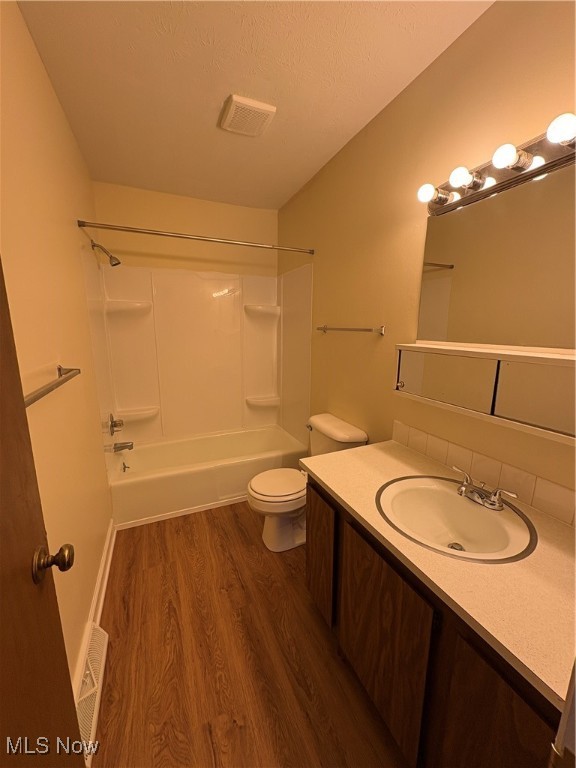 2358 Echo Valley Drive Stow OH 44224