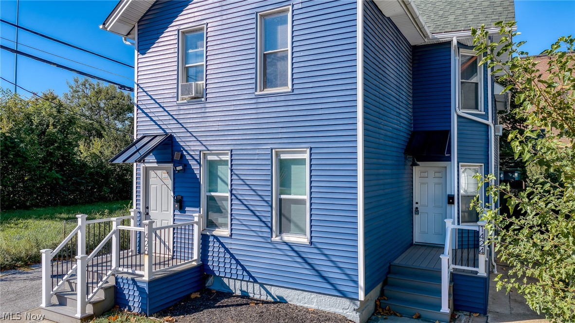 1424 Starkweather Avenue Cleveland OH 44113