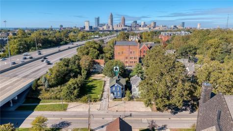 1424 Starkweather Avenue Cleveland OH 44113