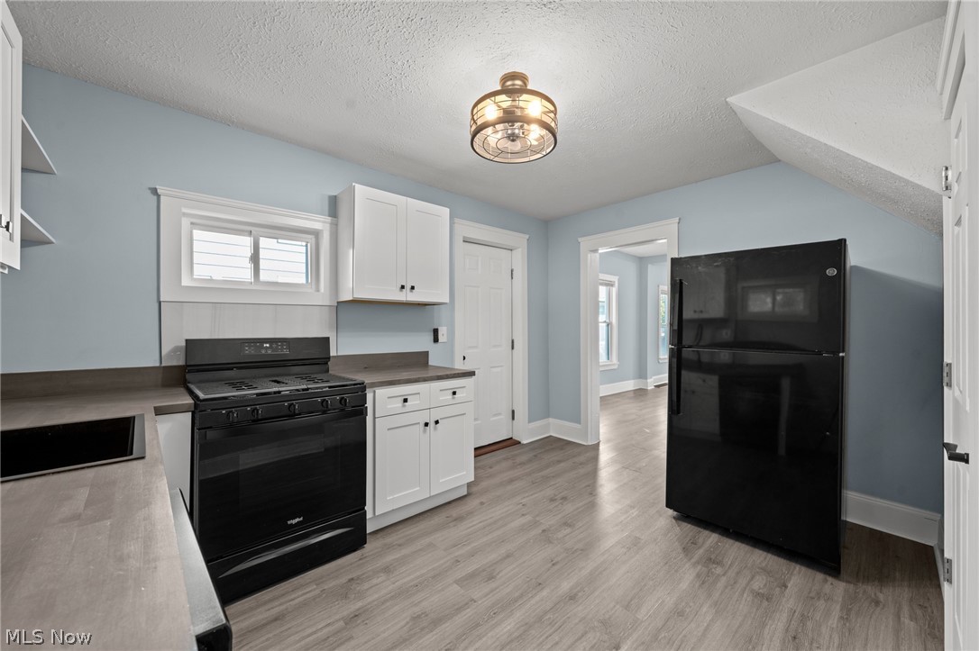 1424 Starkweather Avenue Cleveland OH 44113