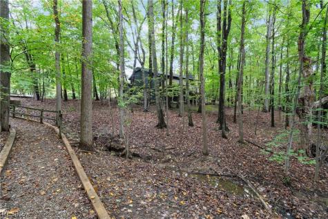 17767 Falling Leaves Road Strongsville OH 44136