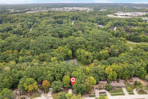 17767 Falling Leaves Road Strongsville OH 44136