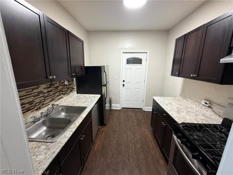 3186 Euclid Heights Boulevard Cleveland Heights OH 44118