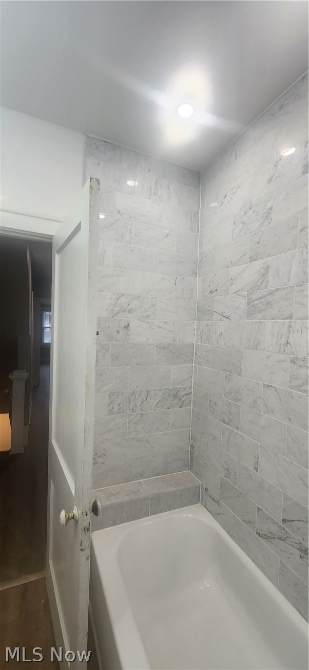 13109 Cedar Road Cleveland Heights OH 44118