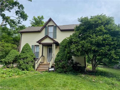 6917 Daisy Avenue Brecksville OH 44141