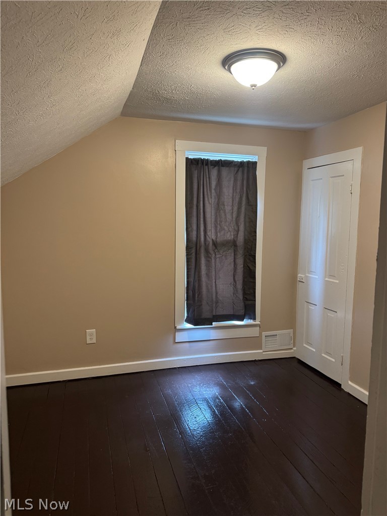 6917 Daisy Avenue Brecksville OH 44141
