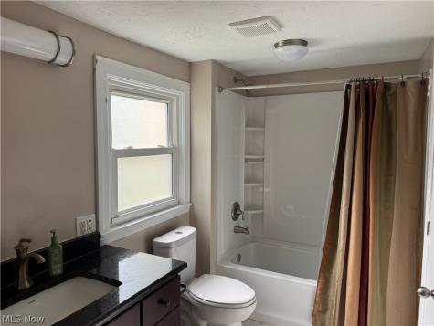 6917 Daisy Avenue Brecksville OH 44141