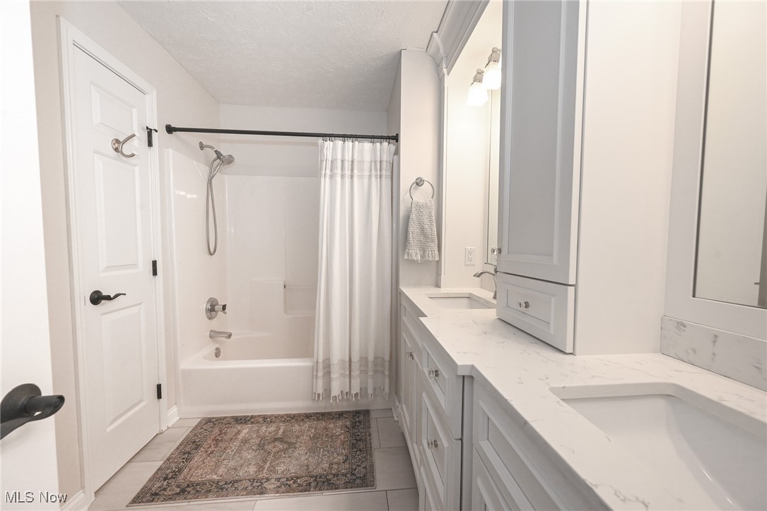 1305 Fieldstone Court Broadview Heights OH 44147