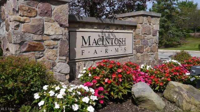 1305 Fieldstone Court Broadview Heights OH 44147