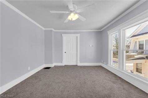 1026 W 4th Street Lorain OH 44052