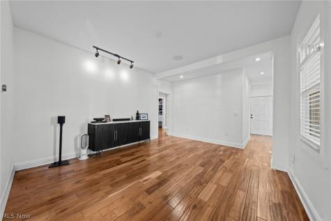 4902 Tillman Avenue Cleveland OH 44102