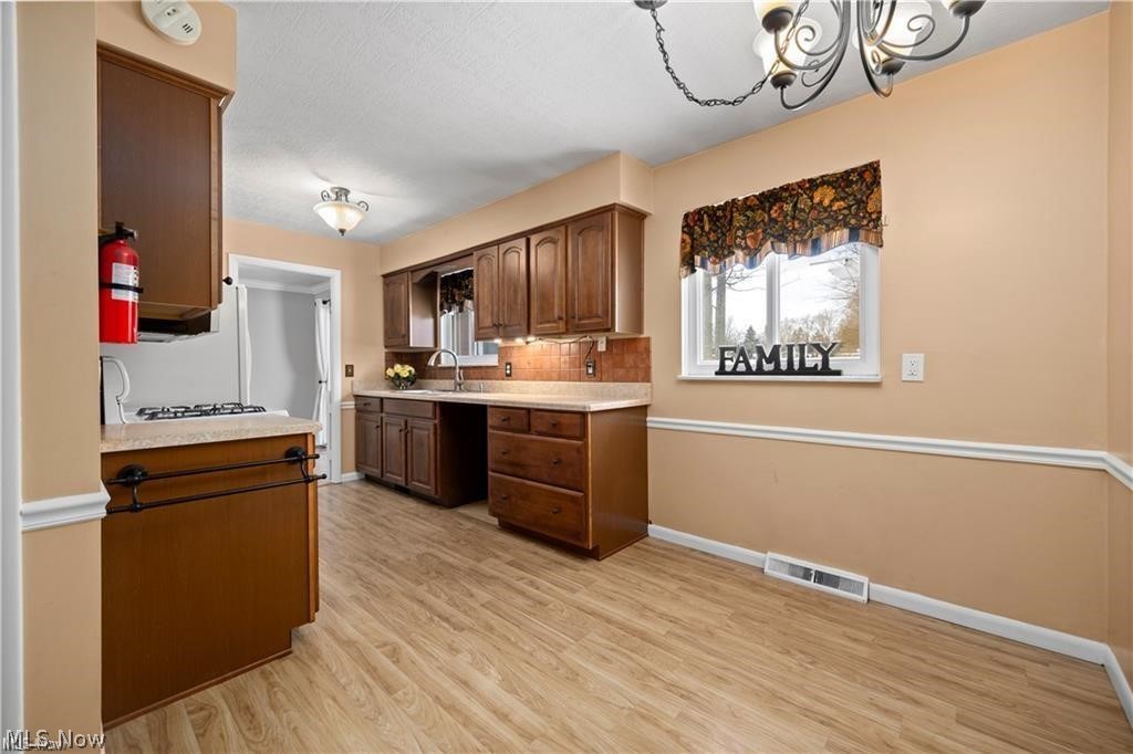4960 W Park North Olmsted OH 44070