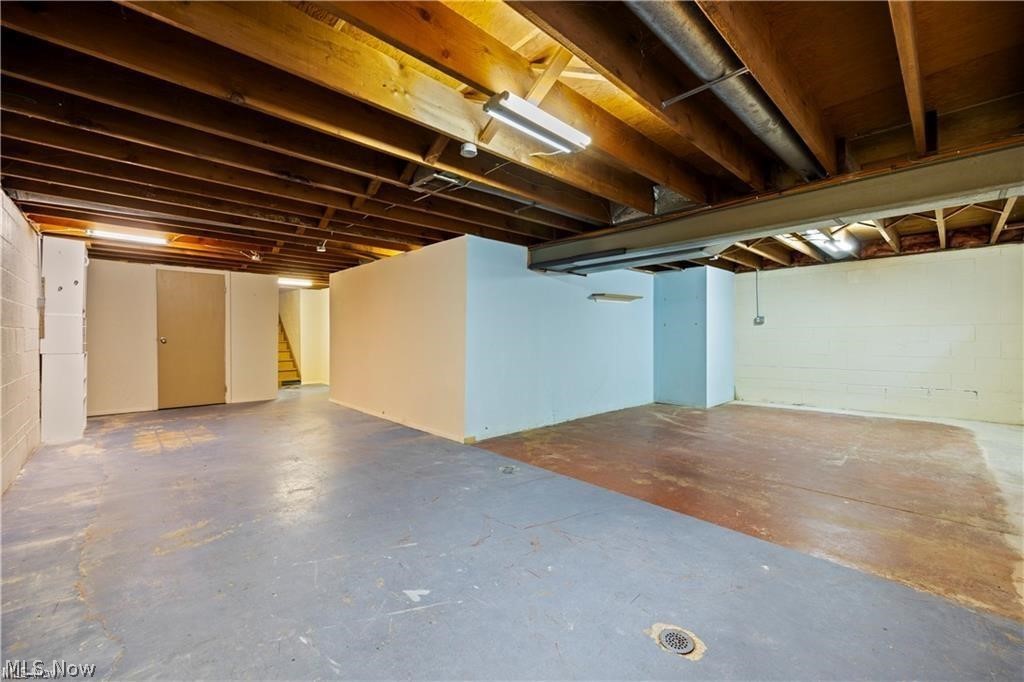 4960 W Park North Olmsted OH 44070