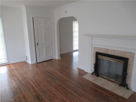 3824 E Antisdale Road South Euclid OH 44118