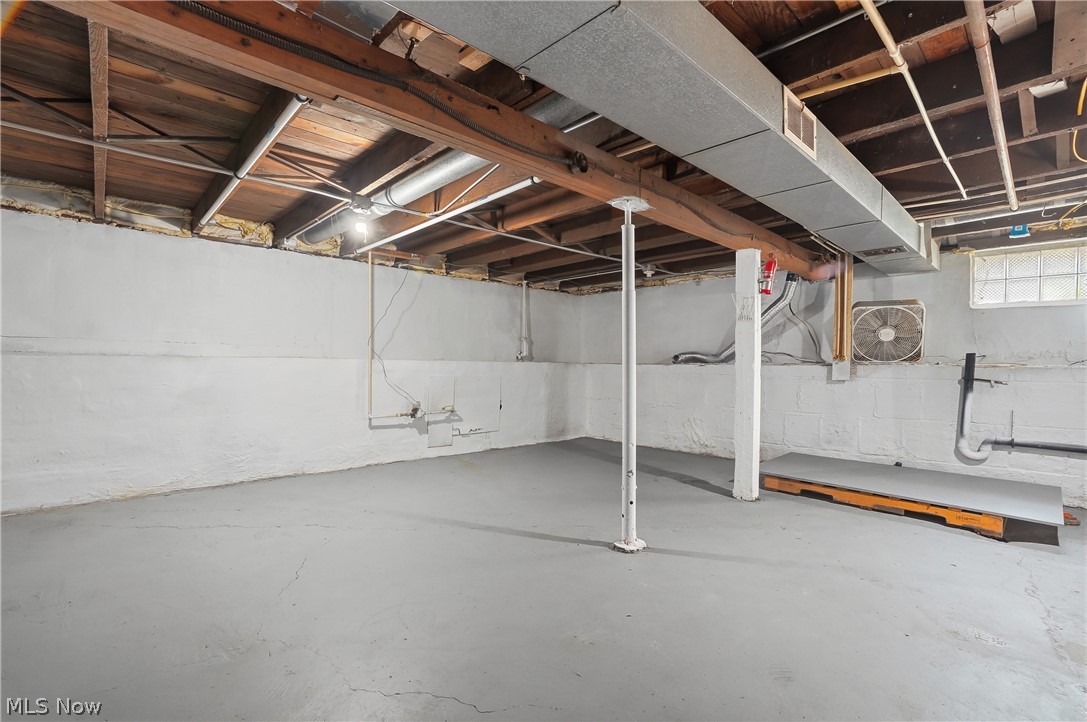 1987 King Drive Stow OH 44224
