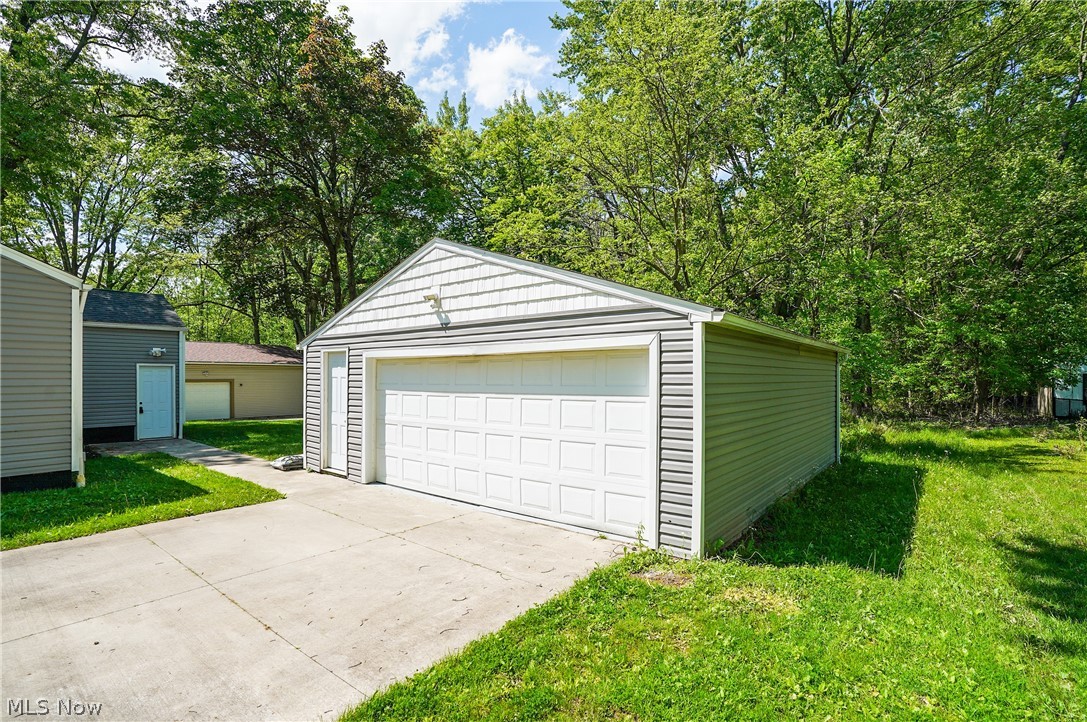 1987 King Drive Stow OH 44224