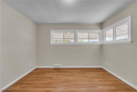 29210 Green Drive Willowick OH 44095