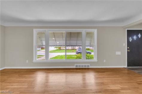 29210 Green Drive Willowick OH 44095