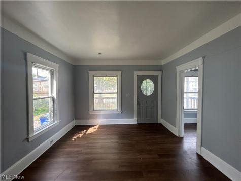 3403 Fulton Road Cleveland OH 44109