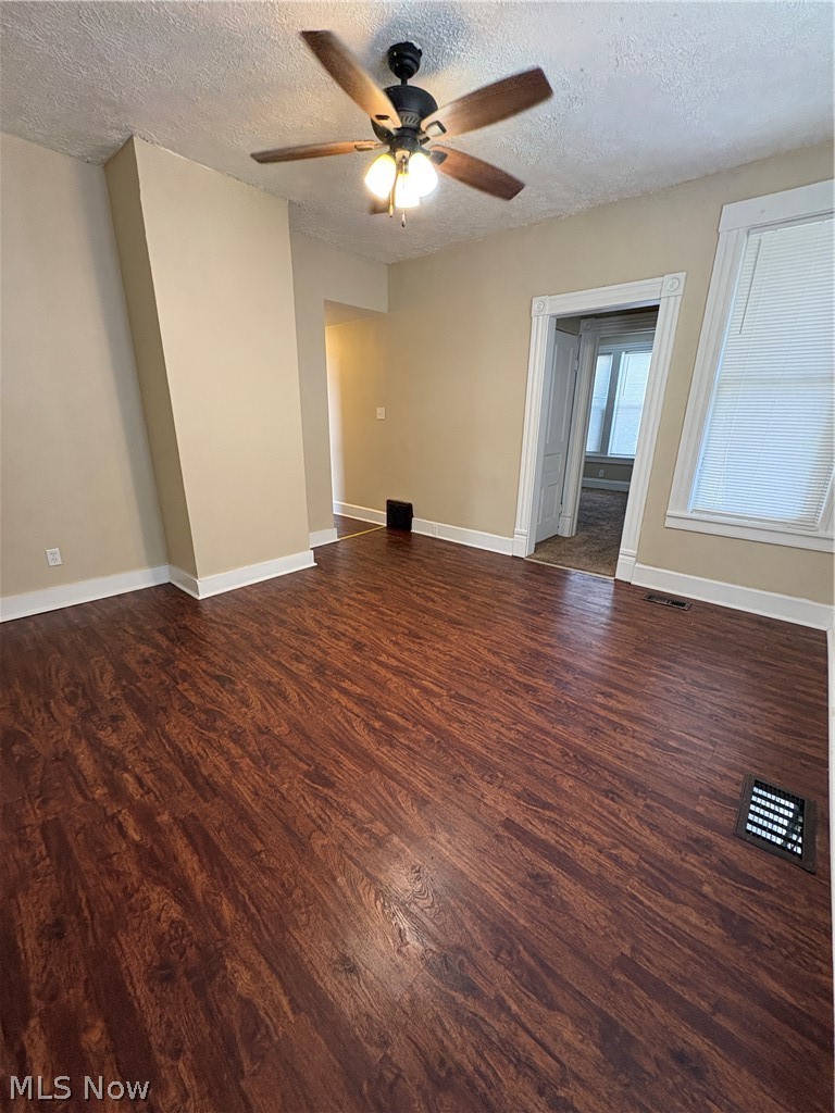 107 E 2nd Street Girard OH 44420