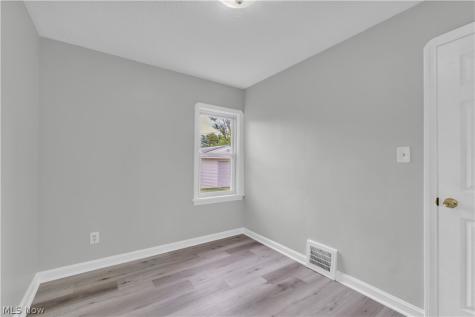 4461 W 137th Street Cleveland OH 44135