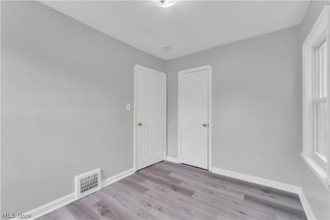 4461 W 137th Street Cleveland OH 44135