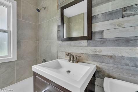 4461 W 137th Street Cleveland OH 44135