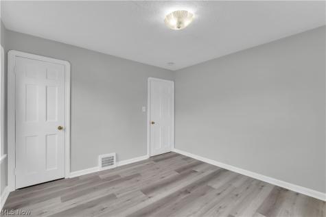 4461 W 137th Street Cleveland OH 44135