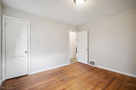 25301 Marsdon Drive Euclid OH 44132
