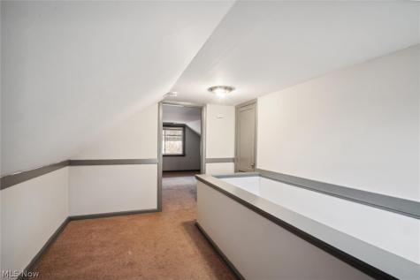 25301 Marsdon Drive Euclid OH 44132