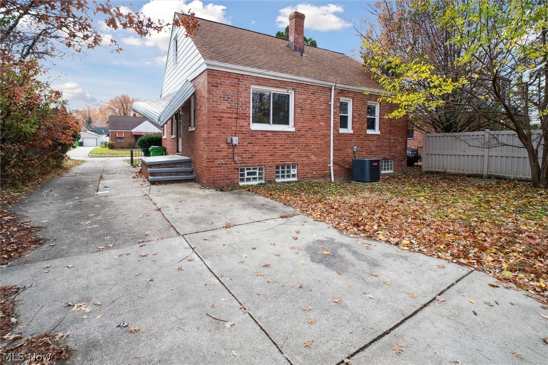 25301 Marsdon Drive Euclid OH 44132