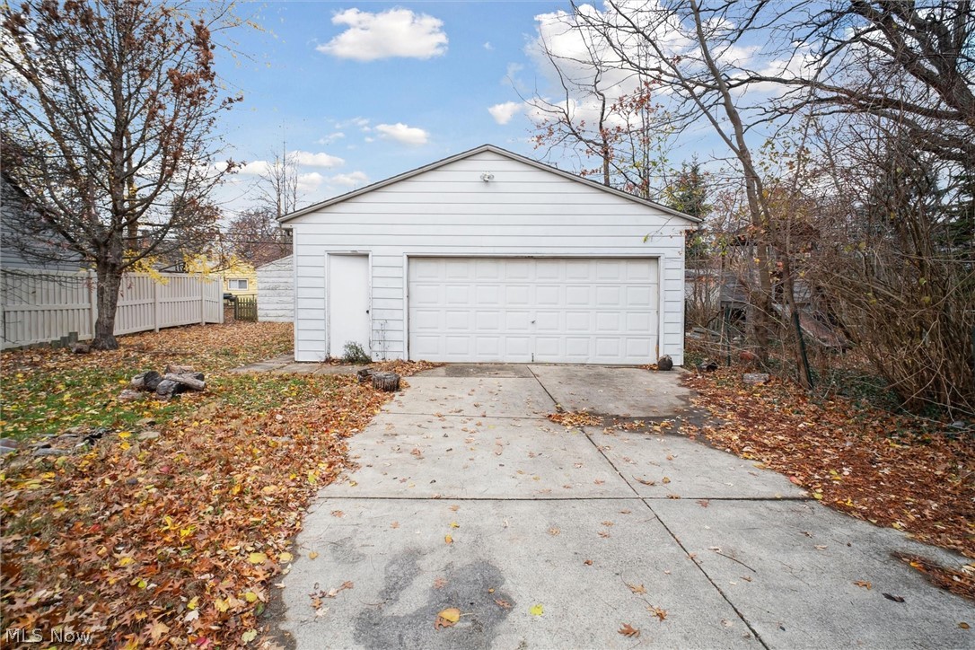 25301 Marsdon Drive Euclid OH 44132
