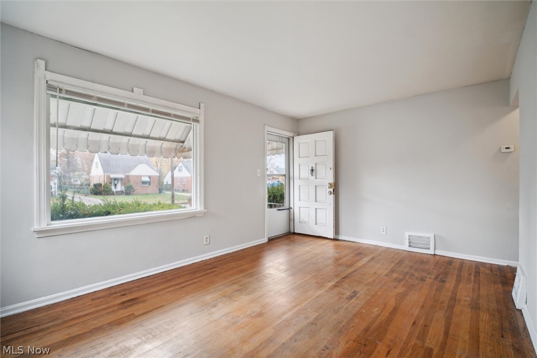 25301 Marsdon Drive Euclid OH 44132