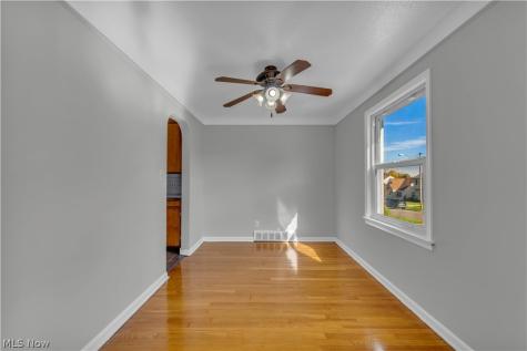 5236 E 114th Street Garfield Heights OH 44125