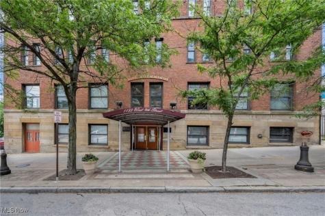 1133 W 9th Street Cleveland OH 44113