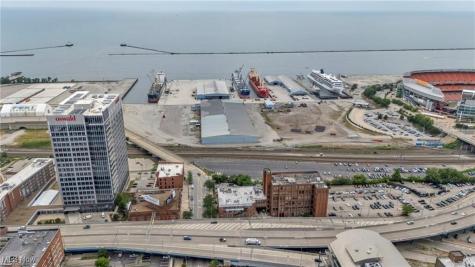 1133 W 9th Street Cleveland OH 44113