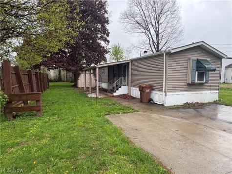2 Mill Street Seville OH 44273