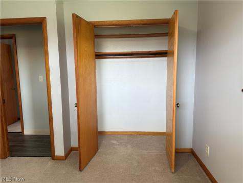 12922 Fountain Court Strongsville OH 44136