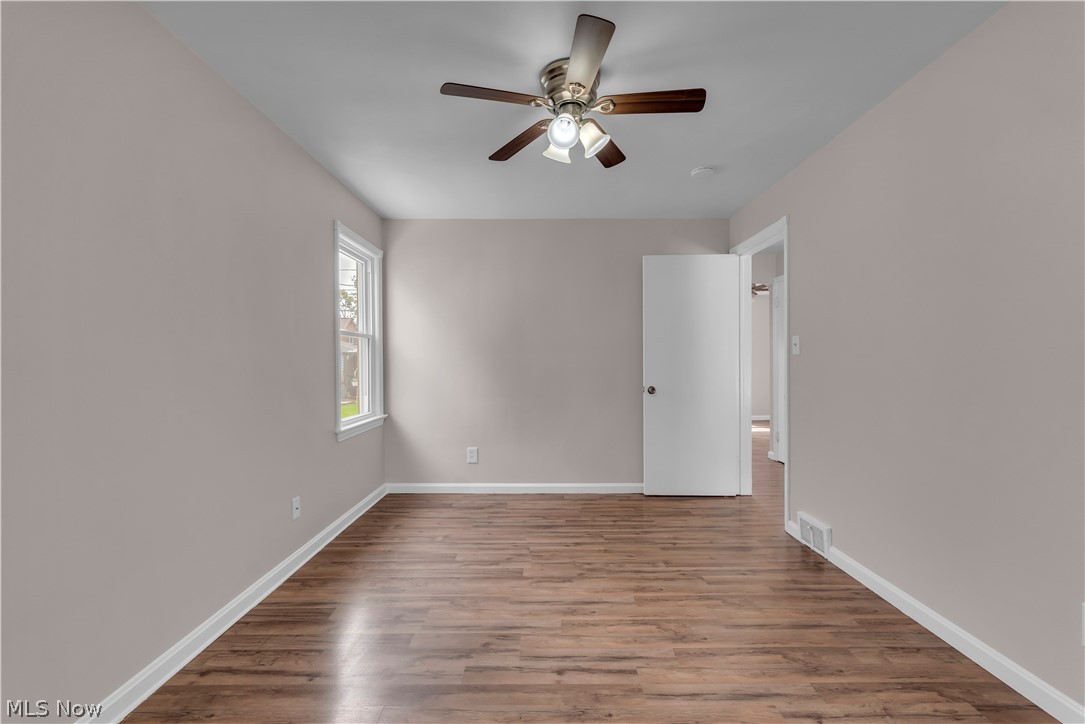 6911 Farnsworth Drive Parma OH 44129