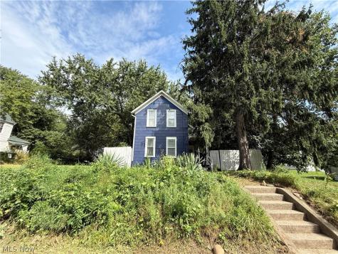 131 W Miller Avenue Akron OH 44301