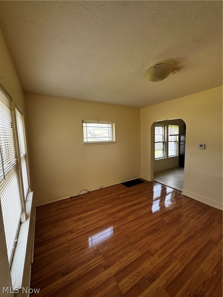 860 Biruta Street Akron OH 44307