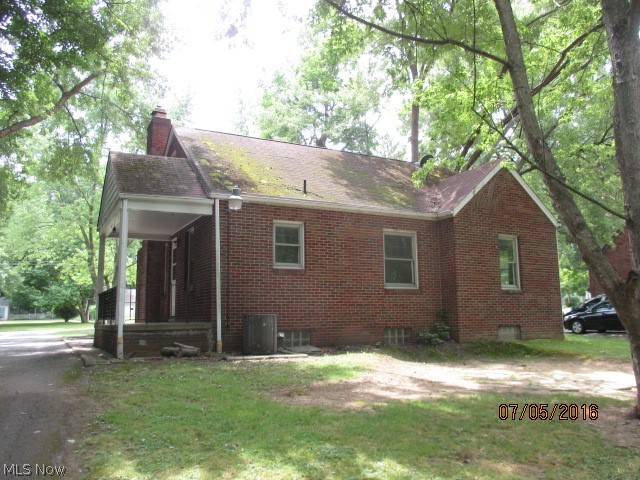86 Ferncliff Avenue Youngstown OH 44512