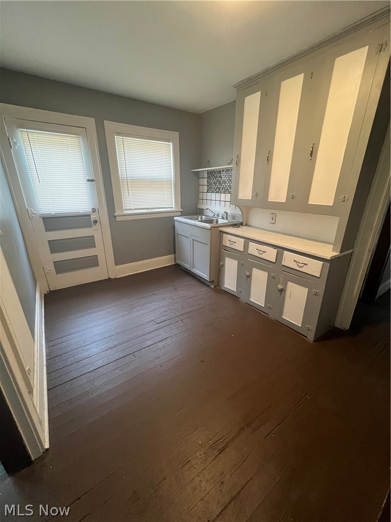 1742 Ford Avenue Akron OH 44305